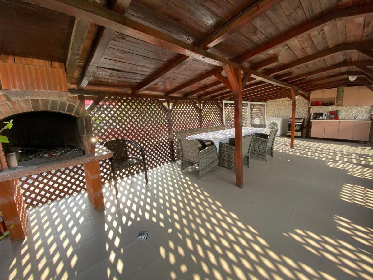 Hotel Casa Ciobi à Două Mai Extérieur photo