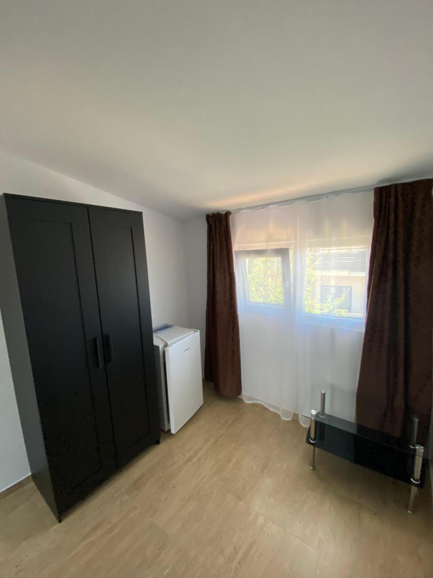 Hotel Casa Ciobi à Două Mai Extérieur photo