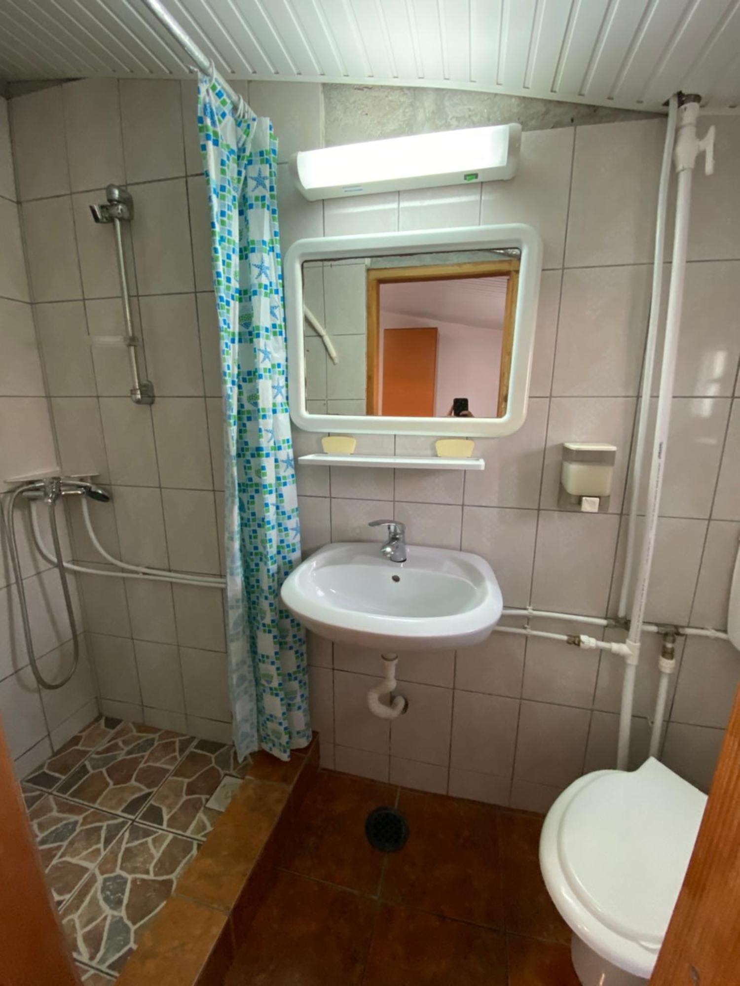 Hotel Casa Ciobi à Două Mai Chambre photo