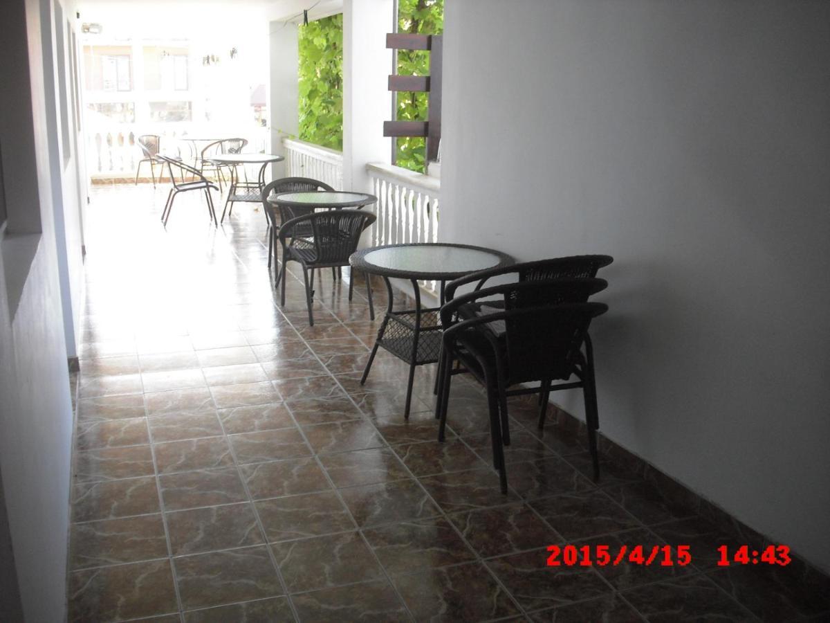 Hotel Casa Ciobi à Două Mai Extérieur photo