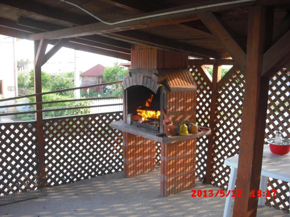 Hotel Casa Ciobi à Două Mai Extérieur photo